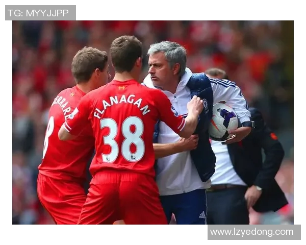 今晚利物浦主场迎战切尔西期待精彩对决与球迷热情共襄盛举